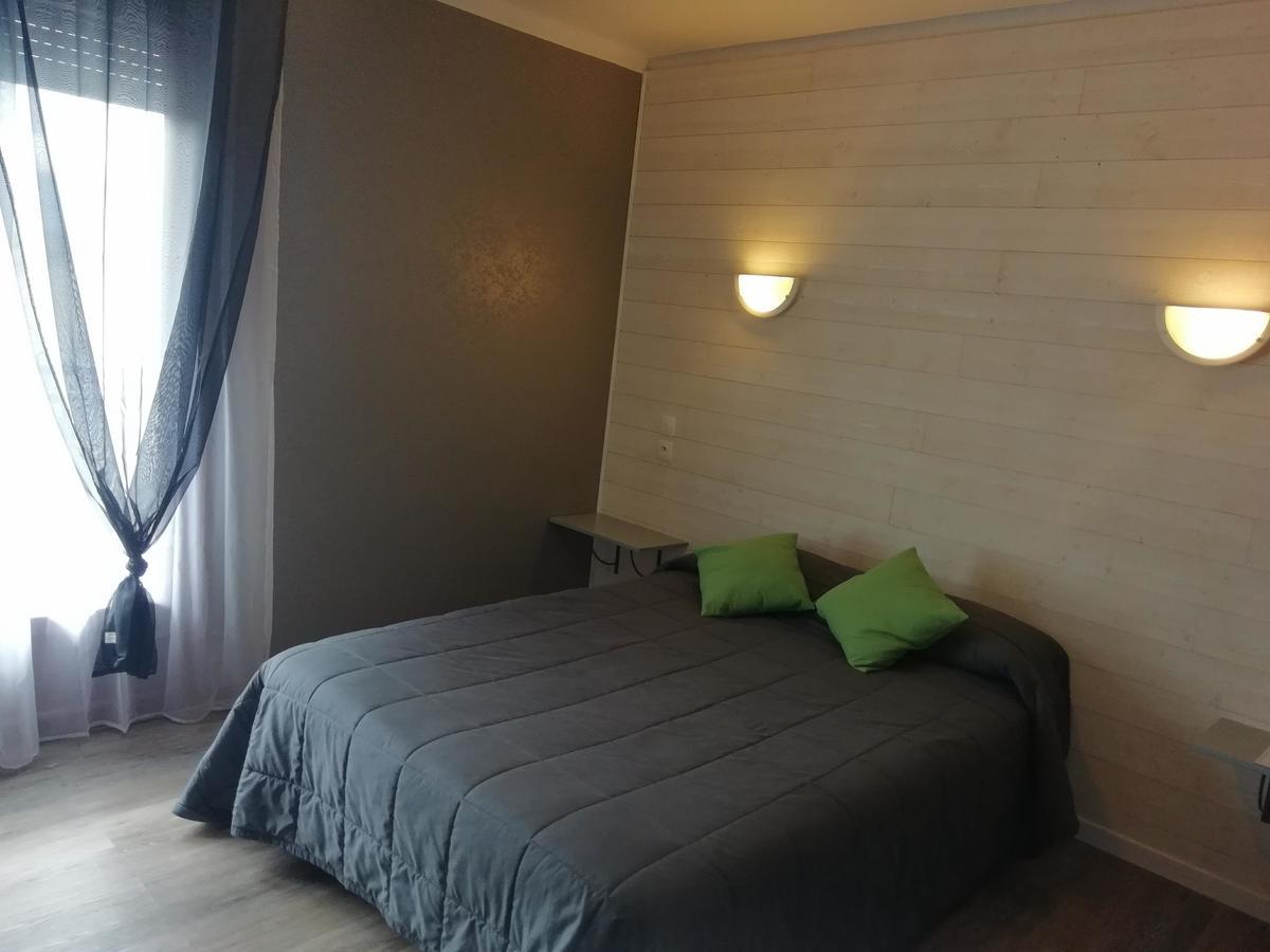 Hotel L'Oustalet Font-Romeu-Odeillo-Via Bagian luar foto