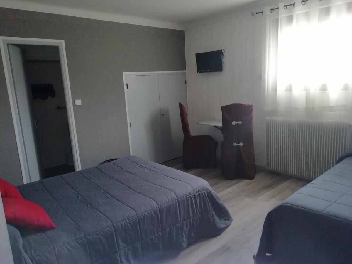 Hotel L'Oustalet Font-Romeu-Odeillo-Via Bagian luar foto