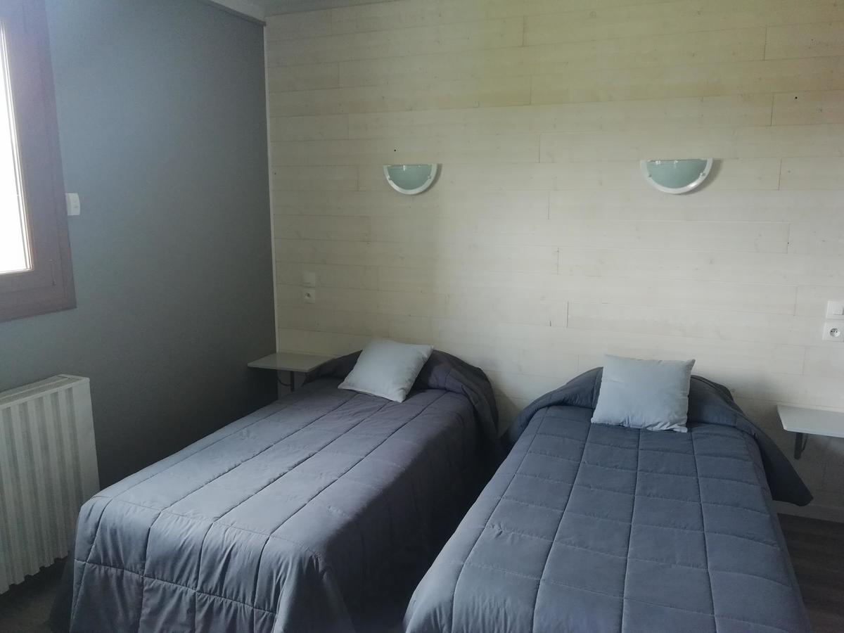Hotel L'Oustalet Font-Romeu-Odeillo-Via Bagian luar foto