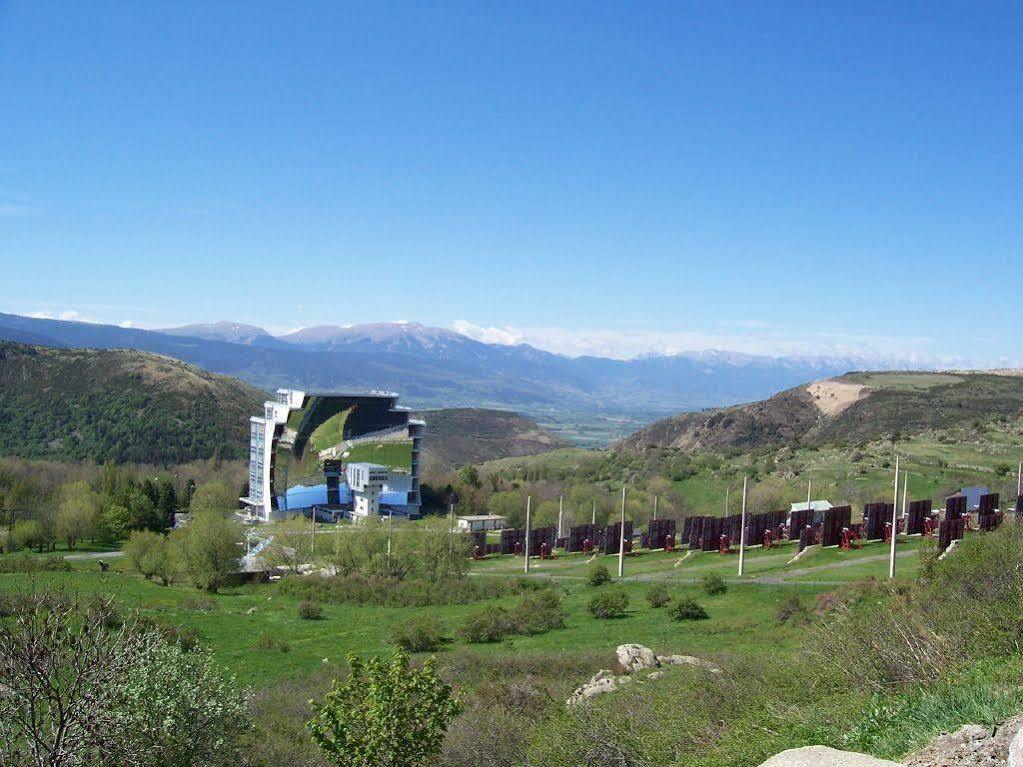 Hotel L'Oustalet Font-Romeu-Odeillo-Via Bagian luar foto